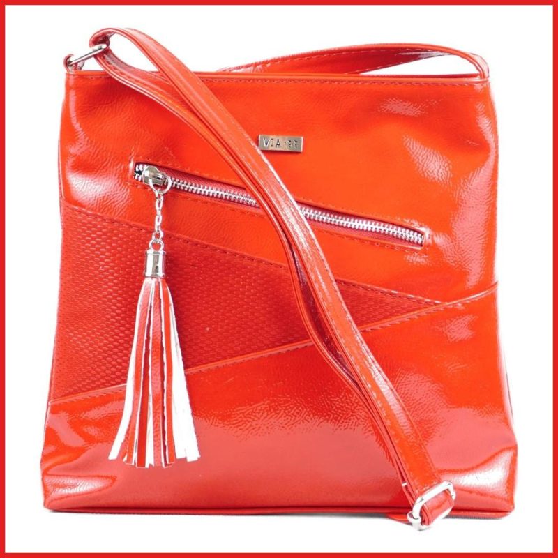 VIA55 női keresztpántos táska ferde varrással, rostbőr, piros olaszbortaskak.hu a